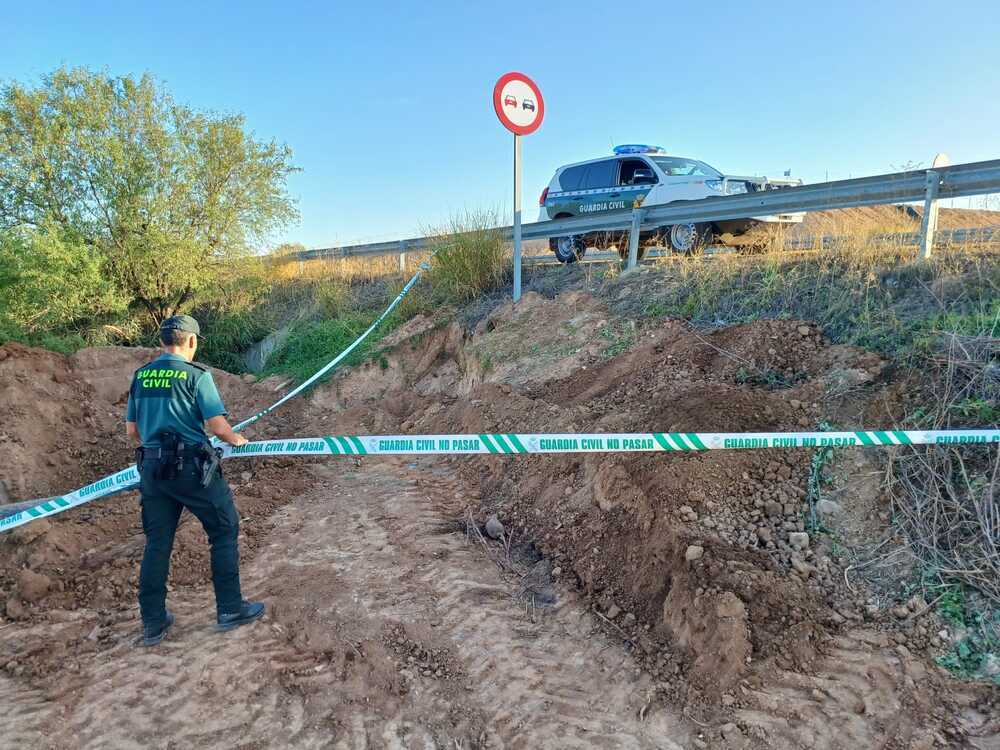 Detonada en Azután una granada de mortero con la carga intacta