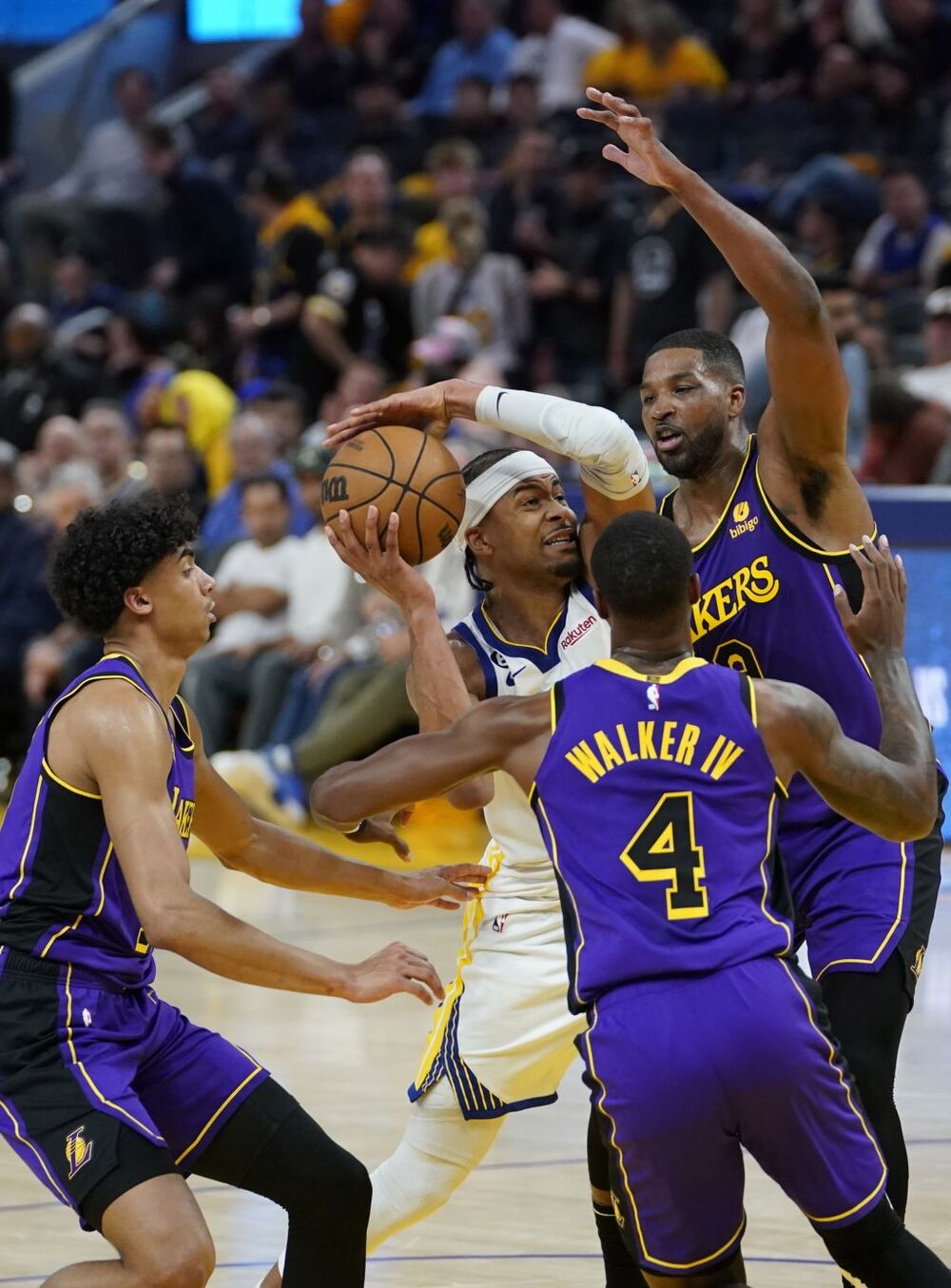 NBA Playoffs - Los Angeles Lakers at Golden State Warriors  / JOHN G. MABANGLO