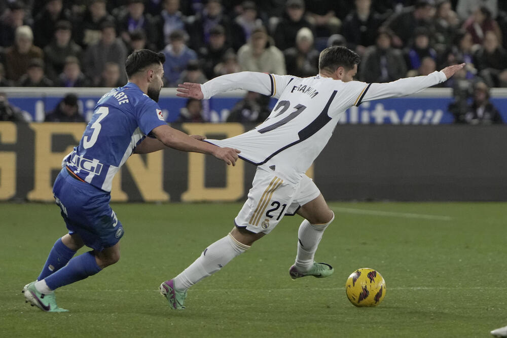 Lucas Vázquez recupera el liderato para el Real Madrid 