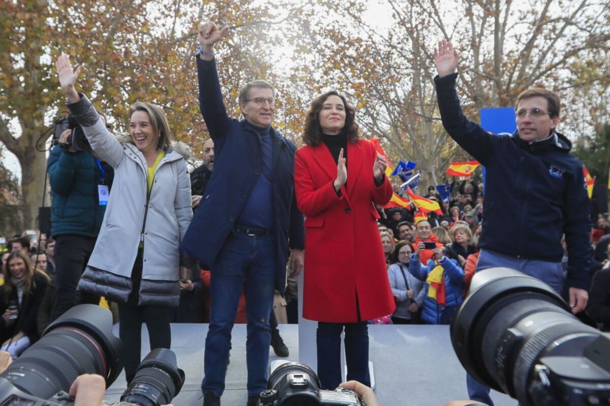 Acto en defensa de la Constitución y la igualdad organizado por el PP  / FERNANDO ALVARADO