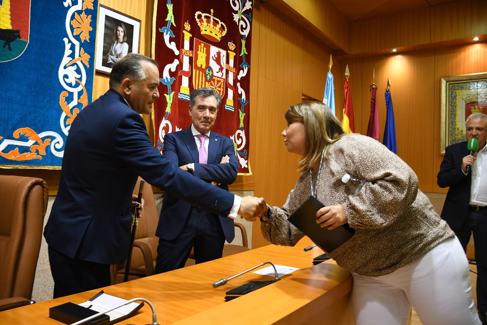 Pleno de constitución de la nueva Corporación y de investidura del alcalde de Talavera.  / MANU REINO