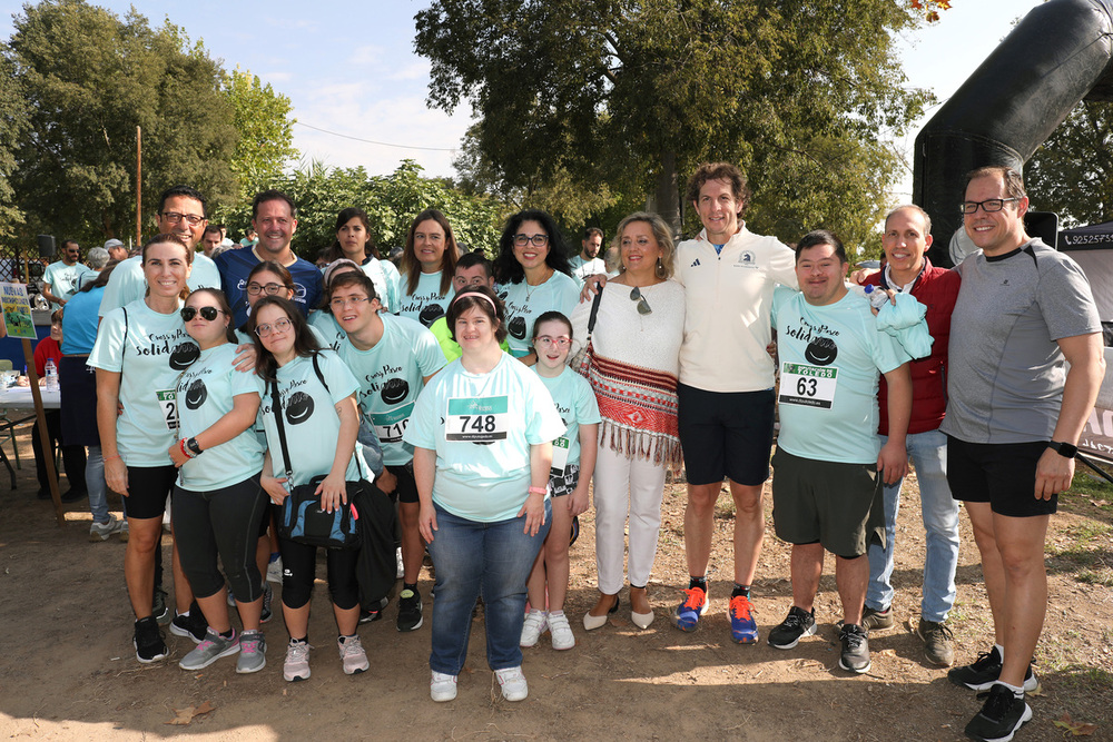 Junta y Ayuntamiento, con en el cross solidario Down Toledo