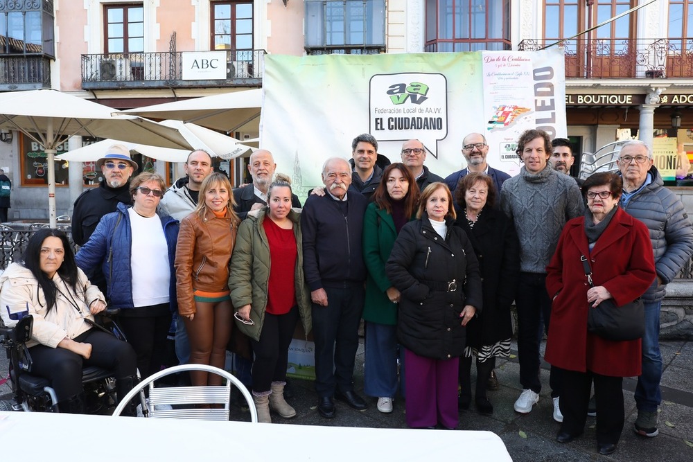 Alcalde y varios concejales celebran el Día de la Constitución