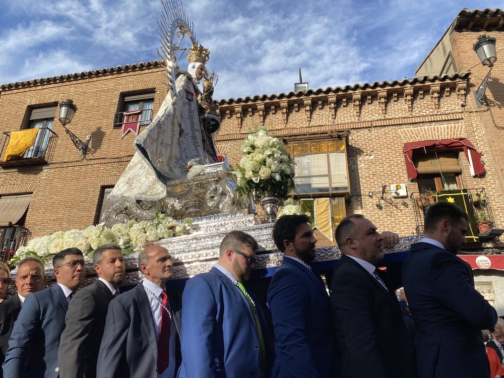 Milagros Tolón asiste a la Misa de la Virgen de la Estrella