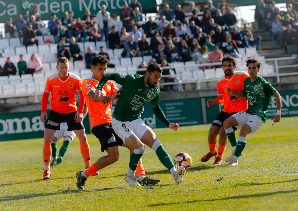 El derbi se lo llevaron los visitantes