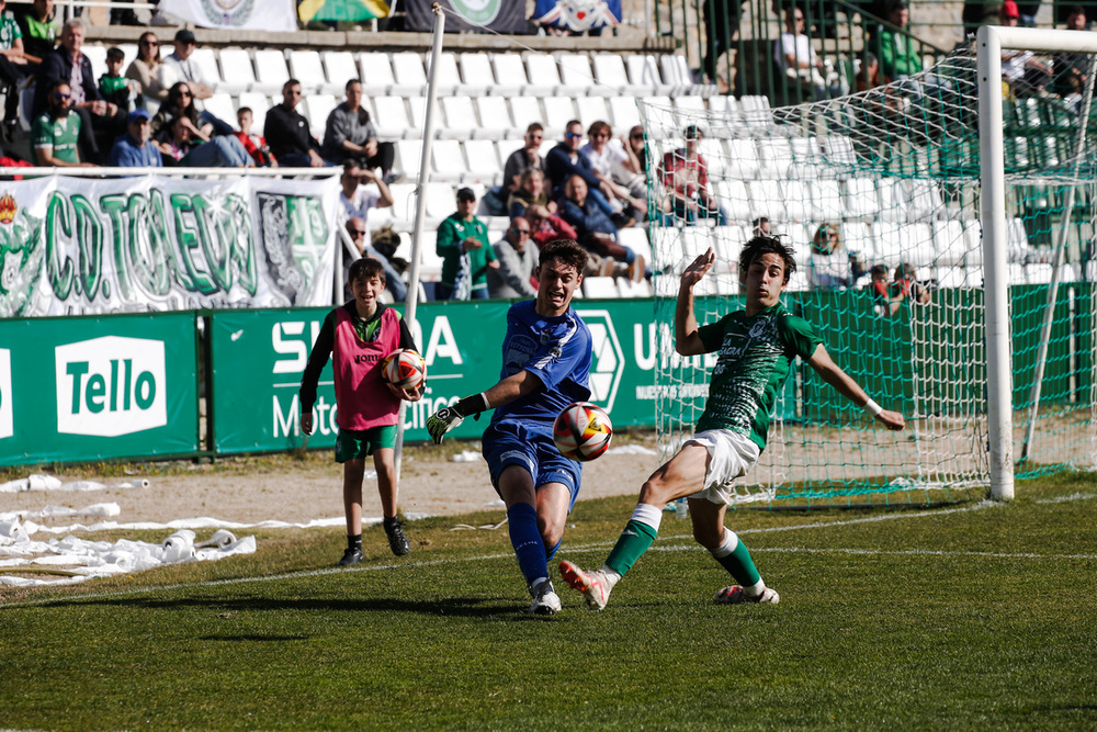 El derbi se lo llevaron los visitantes