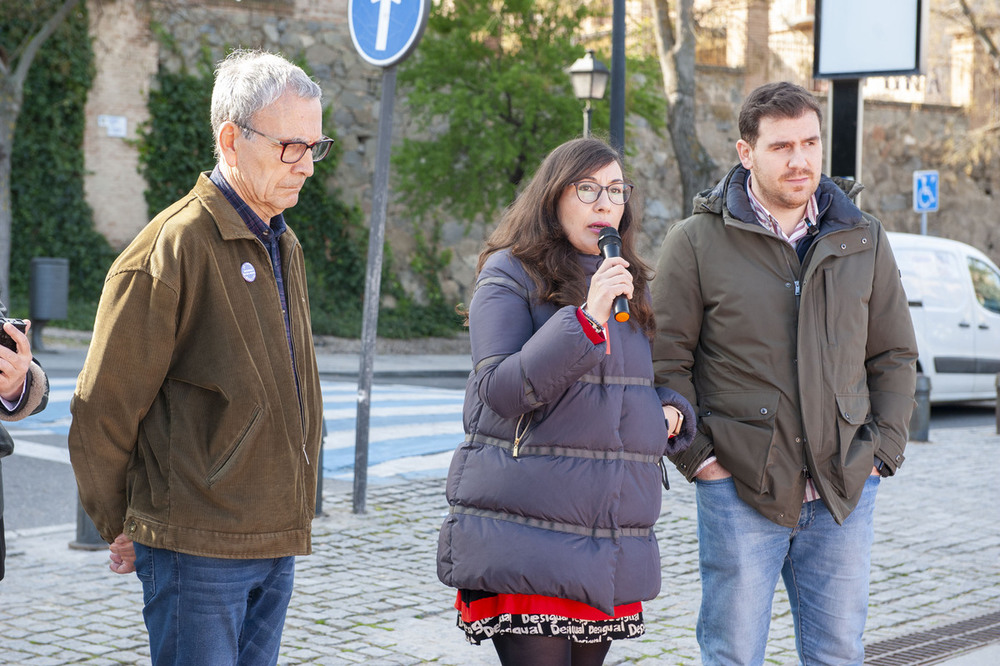 Concentración sindical 'No mas muertes en el trabajo' en la puerta de la sede de Fedeto. 