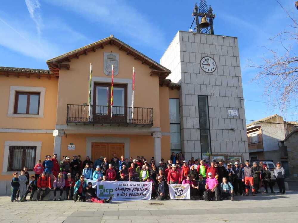 170 personas participan en la ruta por las vías pecuarias