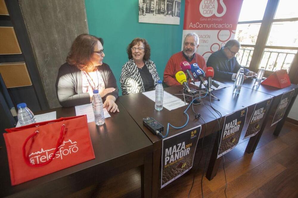 Presentación del festival de novela negra Mazapanoir en San Telesforo.