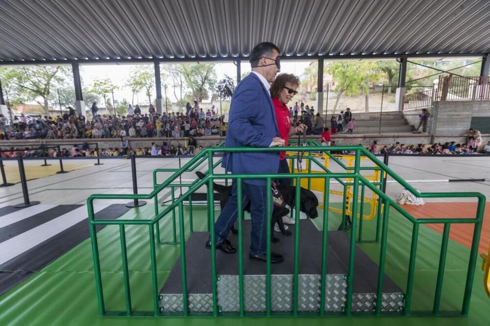 «Podemos ir a la luna, pero nos la jugamos cruzando la calle»