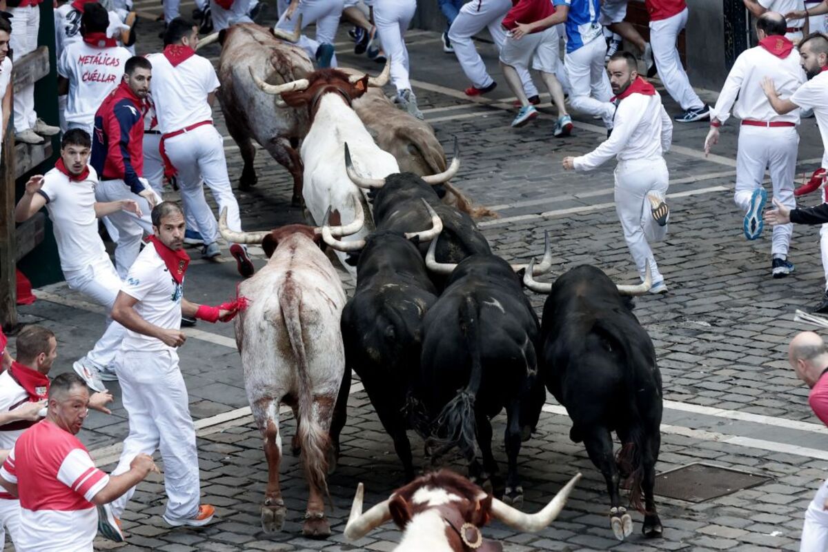 Sexto encierro de los Sanfermines  / JESÚS DIGES