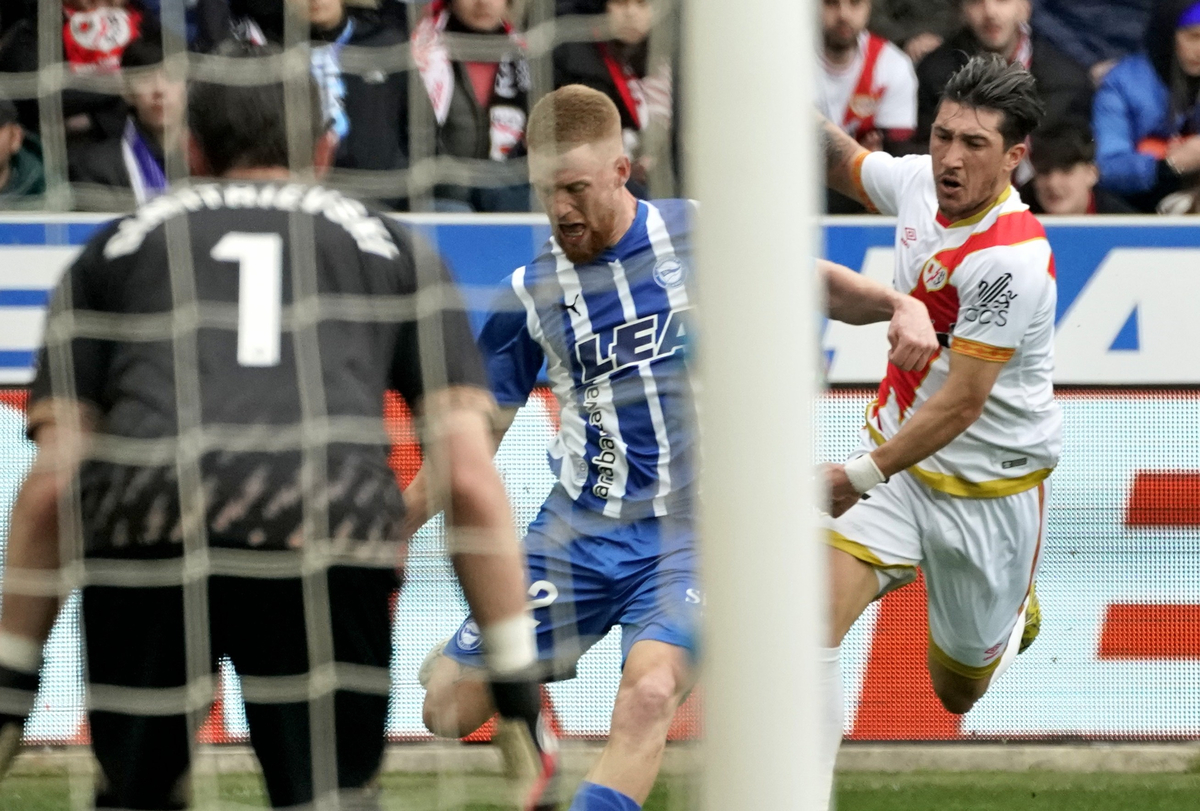 Deportivo Alavés-Rayo Vallecano  / L. RICO