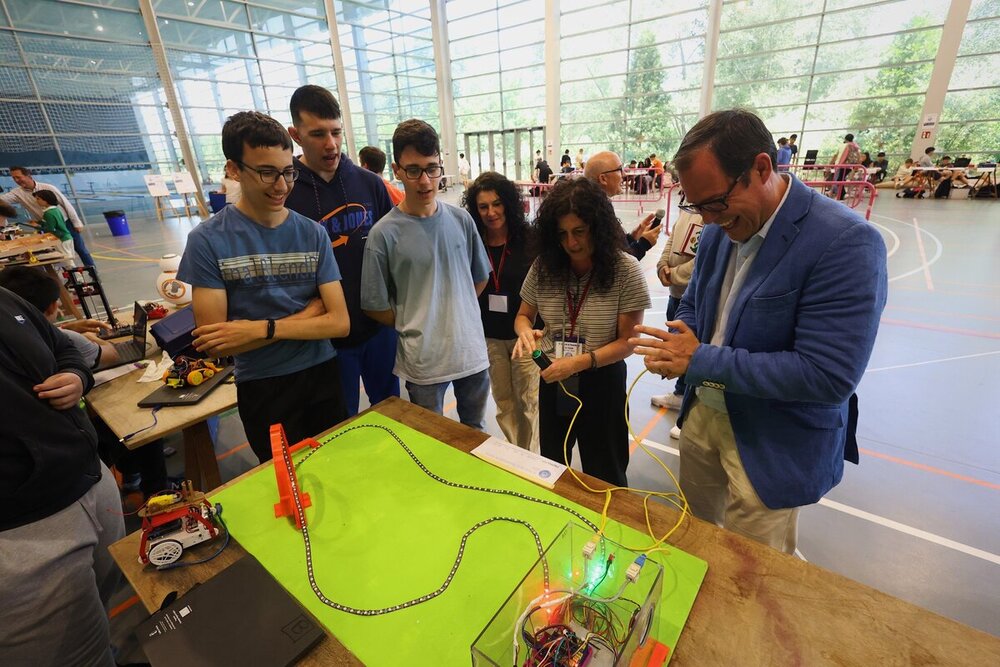 Talento e imaginación en la V Feria de Tecnología