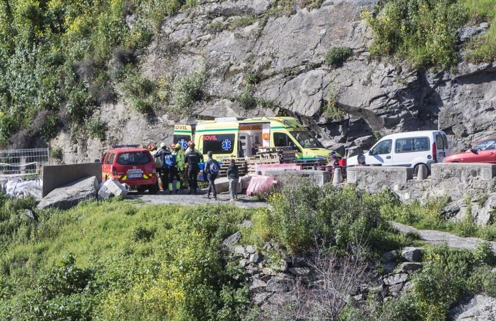 Una mujer trata de suicidarse desde el puente de Alcántara