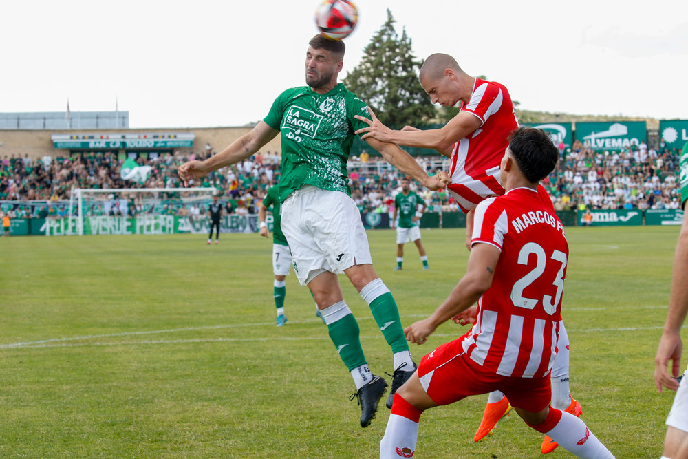 El partido arrancó con un gol de Manu Gavilán, pero acabó con lágrimas