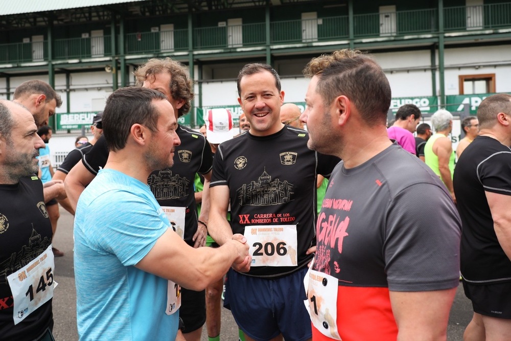 Cerca de 300 participantes en la XX Carrera de los Bomberos