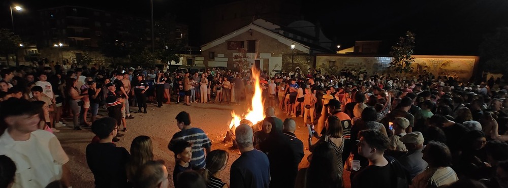 San Juan atrae los buenos deseos junto al Tajo