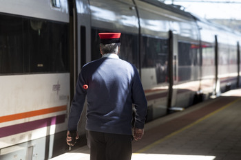 Renfe emite 20.000 abonos gratuitos de Media Distancia en CLM