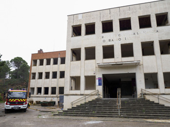 Sofocado un incendio en un antiguo colegio de Cuenca