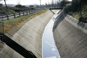 El proyecto de modernización entubará 200 kms. de acequias