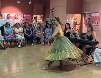 Música, danza y poesía para despedir las obras de Tía Sandalia