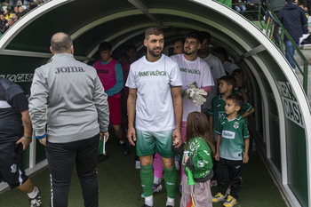 Iván González sobresale en el partido ante el Villarrubia CF