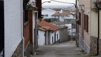 Más de la mitad de las casas de 101 pueblos, sin residentes