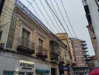 Alumbrado navideño tendrá 198 farolas, 139 arcos y 3 piezas 3D