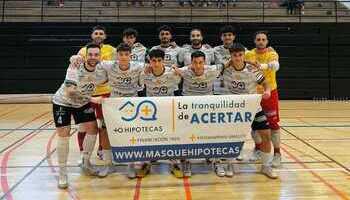 Al Cobisa Futsal se le van dos puntos con un penalti (4-4)