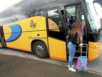 Denuncian la «dramática situación» del transporte escolar