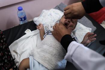 Se adelanta la campaña de vacunación de la polio en Gaza