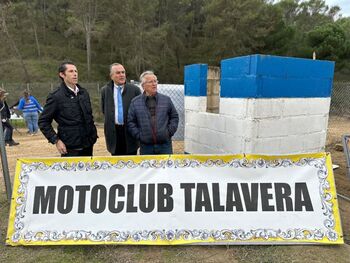 Gregorio felicita a Moto Club Talavera