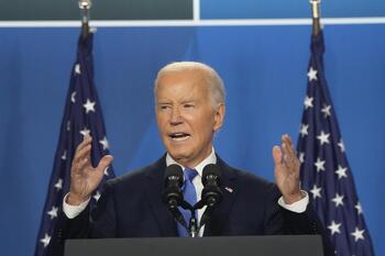 Biden reitera que no se va 