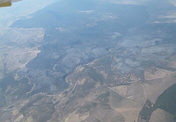 El incendio de La Estrella desciende a nivel 1