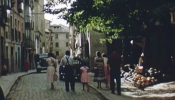 Un vídeo de los años cincuenta se adentra a pie por Toledo