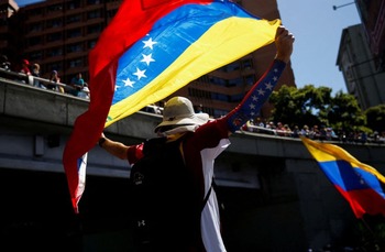 Venezuela cierra la frontera con Colombia hasta el lunes