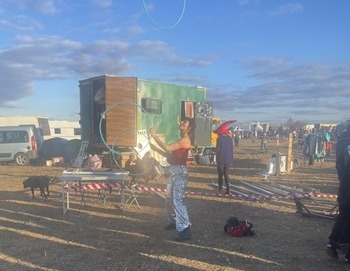 Una ciudad 'rave' nacida en el aeropuerto de la nada