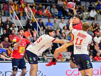 Los 'Hispanos' se quedan el TIE