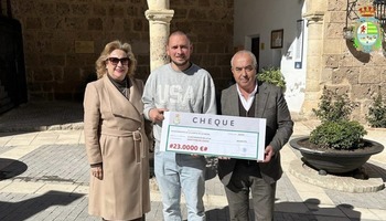 Villaseca entrega 23.000€ de su festival taurino a Letur